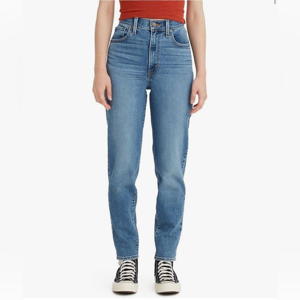 Levi's High Waisted Mom Jeans 24